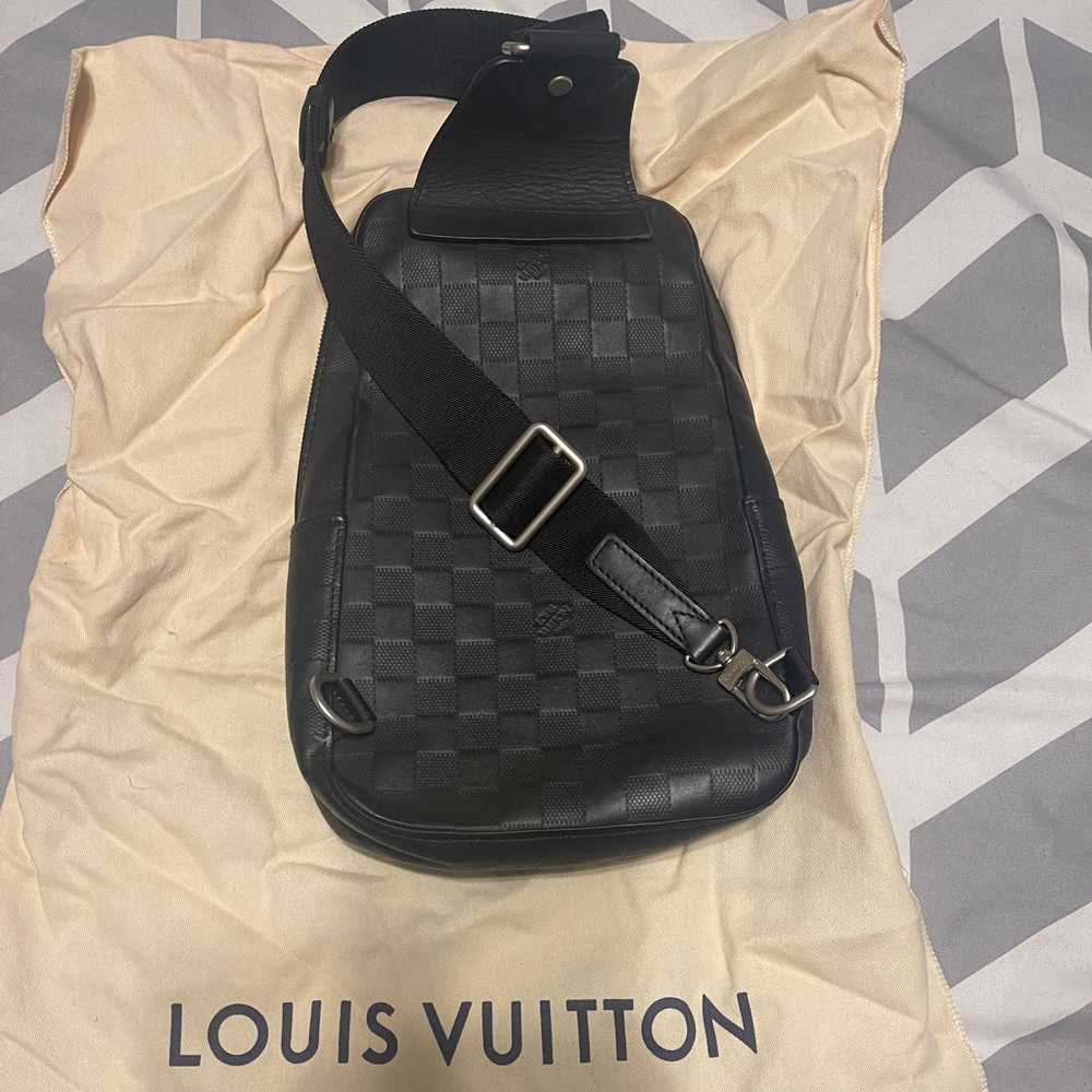 Avenue slingbag